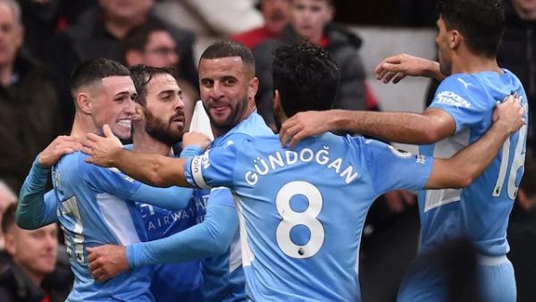 سيتي يحقق فوزاً سهلاً على مانشستر يونايتد