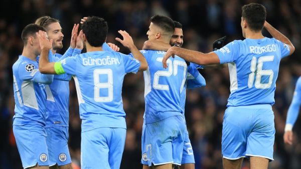 مانشستر سيتي في مهمة صعبة أمام إيفرتون