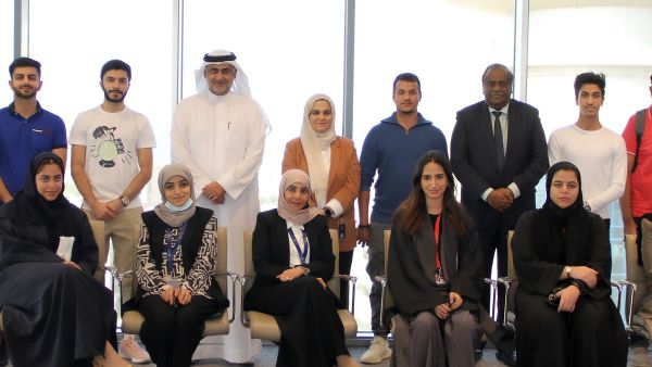 Al Salam Bank Receives Students From the American University of Bahrain