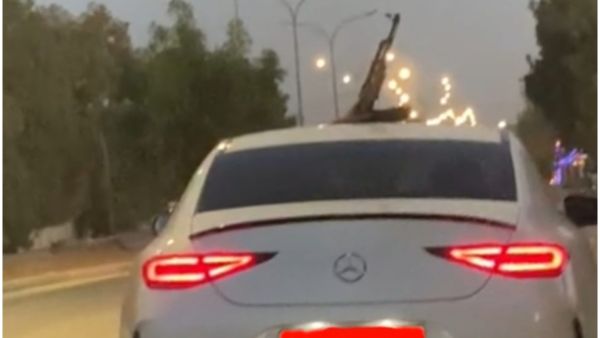 فيديو جديد لسيارة تثير غضب الأردنيين فيديو جديد لسيارة تثير غضب الأردنيين