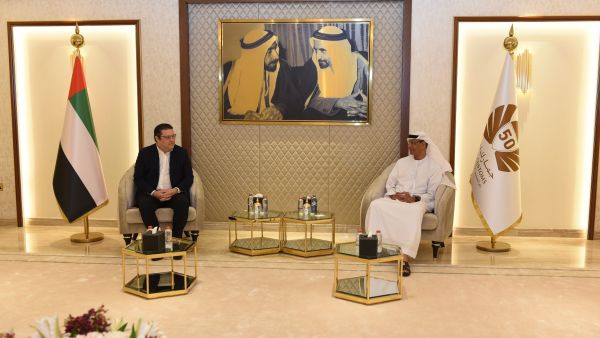 جمارك دبي تعرض تجربتها في التفتيش الجمركي لوفد من الدومينيكان