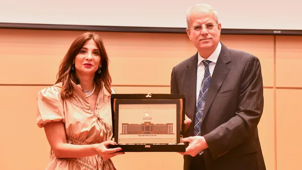 معهد المحاسبين الإداريين يرحب بجامعة العين الإماراتية في قائمة الجامعات المعتمدة