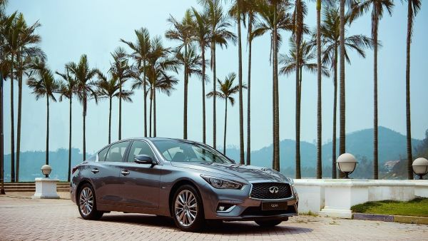 The INFINITI Power of Two - Q50 and Q60