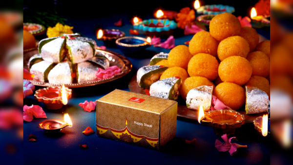 Emirates Celebrates Diwali With Special Treats On-board All Flights to India