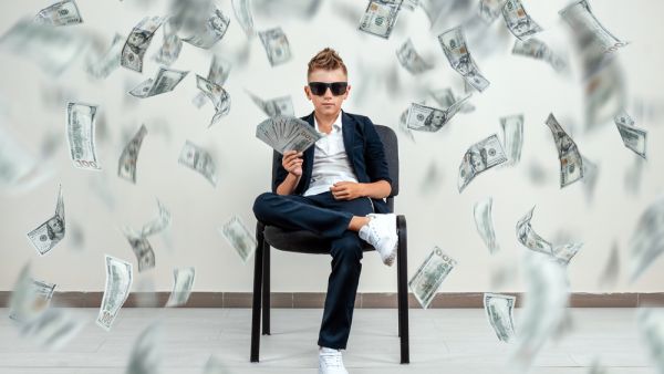 Boy wants to become world’s youngest Billionaire by launching a launch an Indian financial literacy platform for UAE kids