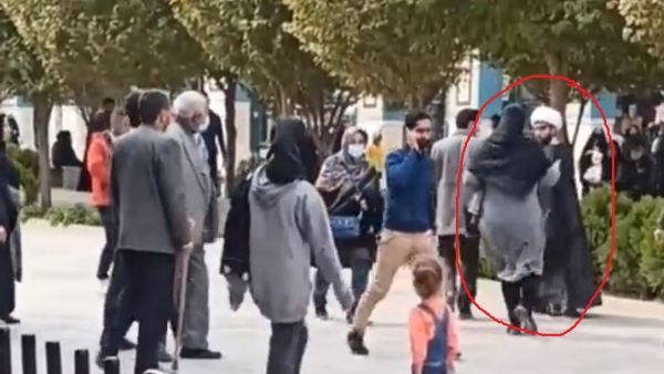إيران