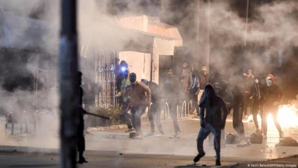 الذكرى 11 لثورة الياسمين في تونس