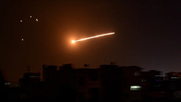 الدفاع الجوي السوري أسقط 7 صواريخ إسرائيلية
