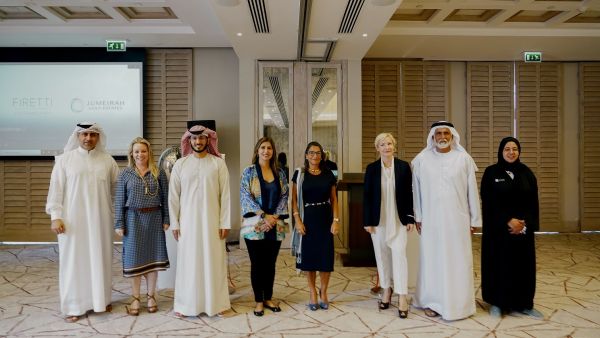عقارات جميرا للجولف وجاليري فيريتي للفن المعاصر  يفتتحان معرض "إمبرنت" فن للأماكن العامة