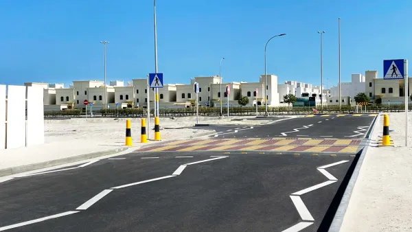 ديار المحرق تُعلن عن اكتمال الطريق المؤدي للعيون بلازا حسب الجدول الزمني المحدد