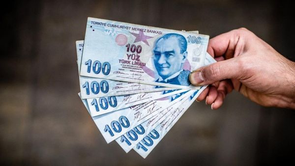 الليرة التركية تواصل تسجيل الخسائر لليوم الرابع