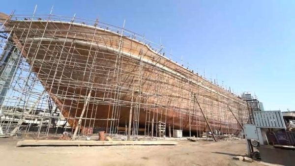 الاقتصاد والسياحة بدبي: إمارة دبي تضم 235 رخصة عاملة في مجال صناعة وتجارة السفن والقوارب 
