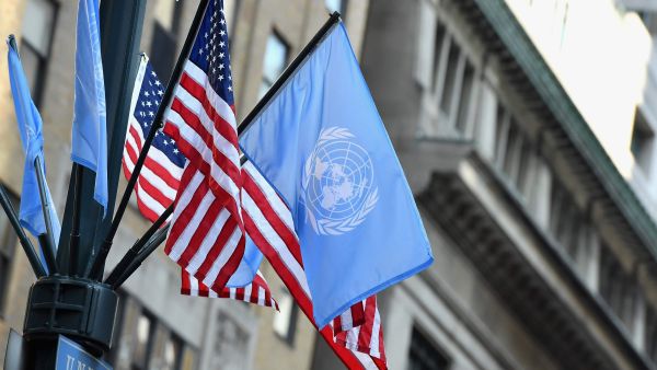 US flag besides UN flag  