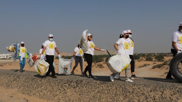 Under the Patronage of the Ministry of Climate Change and Environment Emirates Environmental Group rolls the 2nd leg of Clean-Up UAE at Ragayeb Area in Ajman