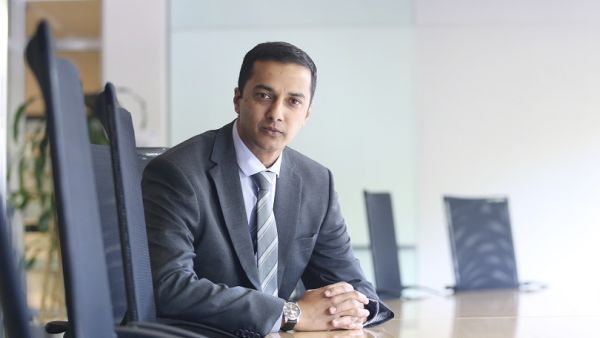 فيريش هاردوث، نائب رئيس قطاع الأعمال الصغيرة في سايج إفريقيا والشرق الأوسط الارتقاء بأعمالك إلى آفاق جديدة لا يخلو من المخاطر