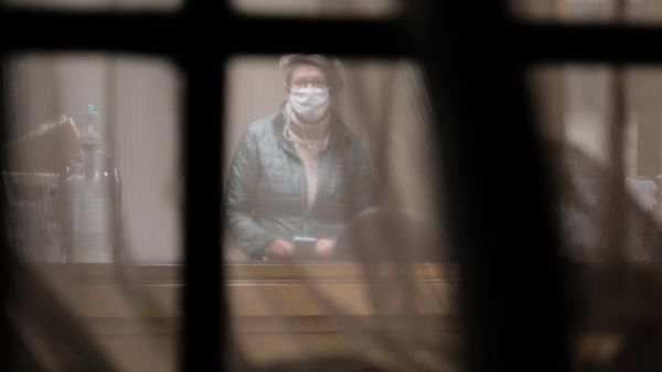 Isabel Maxwell, sister of Ghislaine Maxwell, stands in a room as she prepares to leave the Thurgood Marshall United States Courthouse in Manhattan at the end of the day as the jury deliberations continue on December 21, 2021 in New York City. Spencer Platt/Getty Images/AFP  Ghislaine Maxwell