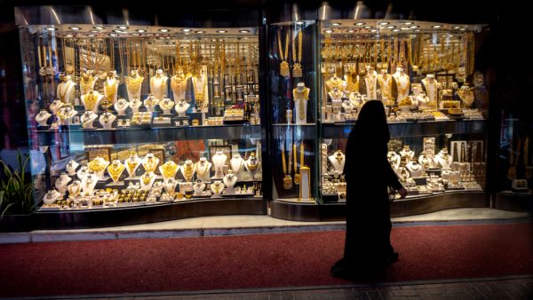 الذهب في الإمارات يستقر اليوم 
