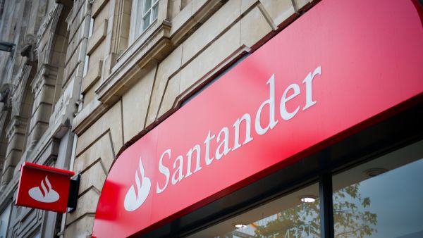 Santander battles to regain £130m after accidentally paying customers twice