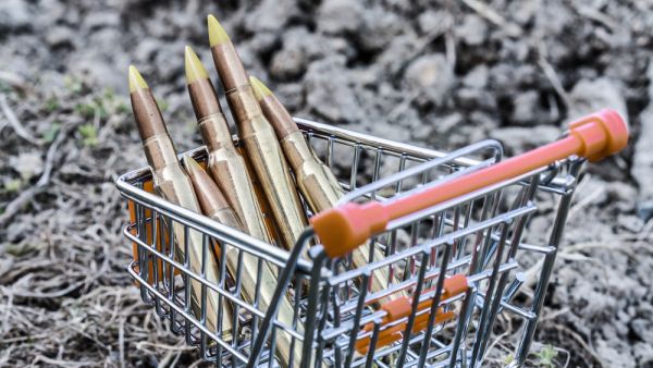 World arms sales hit $531B last year