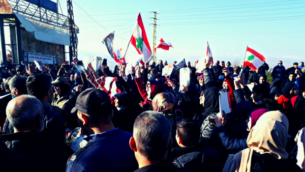 protest in lebanon by army families