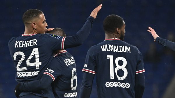 باريس سان جيرمان يتعادل مع غريمه