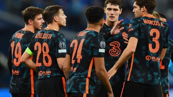 تشيلسي يقترب من نهائي كأس الرابطة