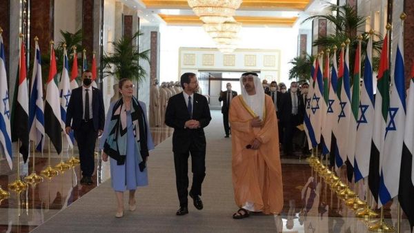 قرار بمواصلة الزيارة الاسرائيلية الى الامارات