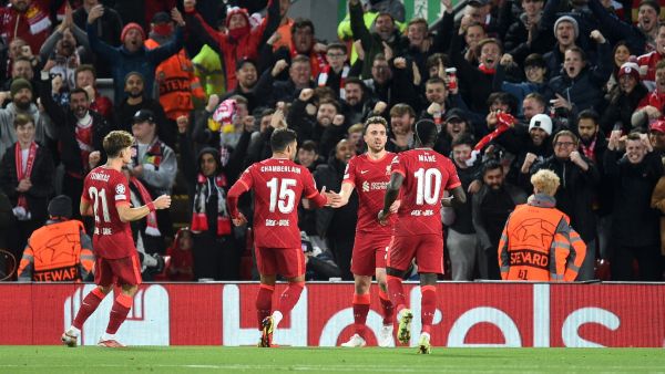 ليفربول يسعى للعودة بنتيجة إيجابية من معقل تشيلسي