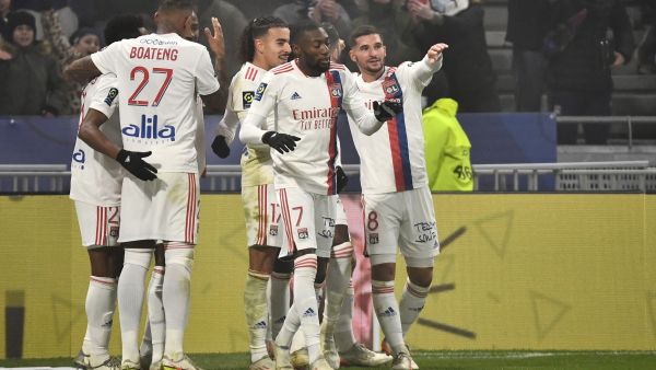 ليون يتحدى باريس سان جيرمان