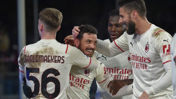 ميلان يسعى للتغلب على فريق المدرب جوزيه مورينيو