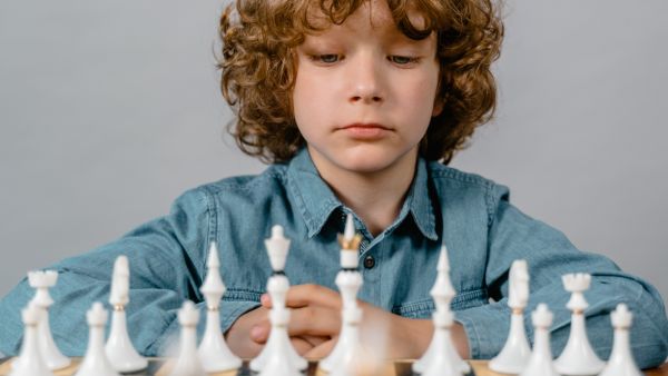 أطفال هذه الأبراج هم الأكثر نضجًا