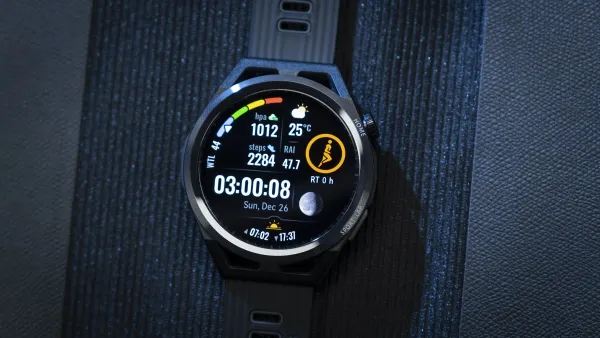 أفضل الساعات الذكية لعام 2022 لعشاق اللياقة البدنية: ساعة HUAWEI WATCH GT Runner هي الخيار المفضل لجميع العدائين، وهي مصممة للرياضة!