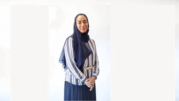 عالية البلوشية رئيسة إدارة الكفاءات والأداء في البنك الوطني العُماني