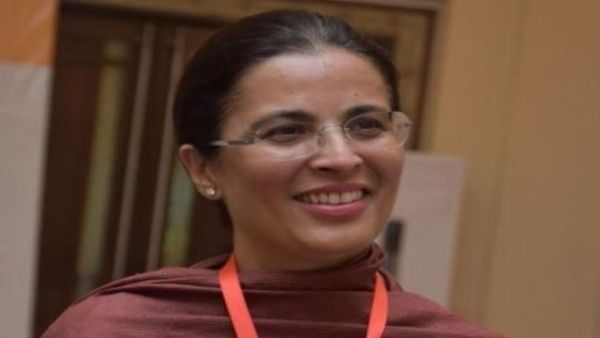 Ayesha Malik 