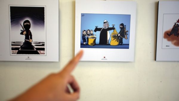 Australian teenager trapped in ISIS prison siege begs for help