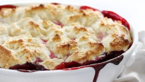 فطيرة التوت والحامض السريعة 