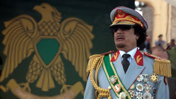 الزعيم الليبي الراحل معمر القذافي