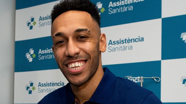 بيير إيميريك أوباميانغ (المصدر: حساب برشلونة الرسمي على تويتر)