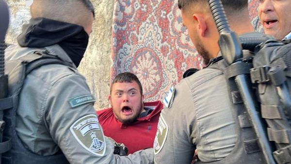  جيش الاحتلال يعتدي على الفتى محمد العجلوني