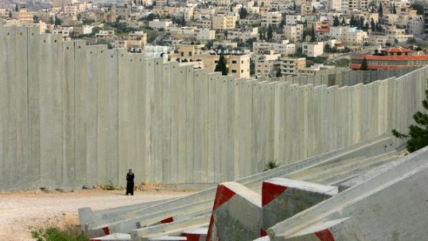 دعوة للتحقيق مع اسرائيل نظام الفصل العنصري والاضطهاد