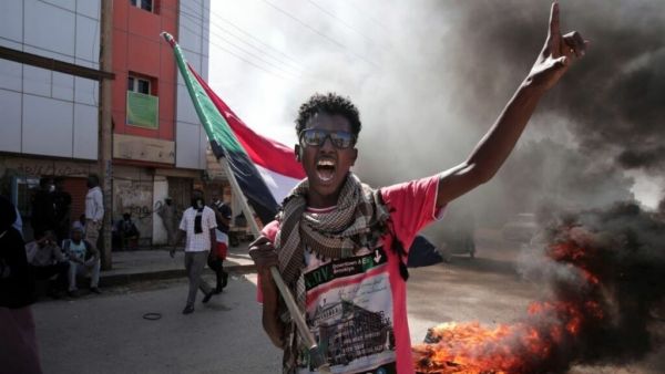 92 إصابة في مظاهرات الأحد بالسودان