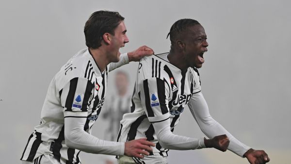 زكريا (يمين) وفلاهوفيتش يسعيان لتأكيد قيمتهما اليوم بعد انتقالهما ليوفنتوس