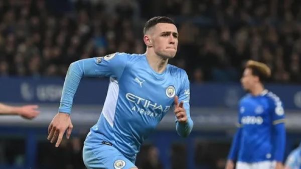 فودين يحتفل بهدفه الثمين (المصدر: الدوري الإنجليزي)