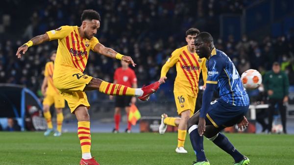 من مواجهة نابولي وضيفه برشلونة