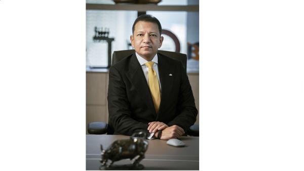 أحمد عبد العال، الرئيس التنفيذي لمجموعة بنك المشرق "المشرق" يسجل صافي أرباح بقيمة 1 مليار درهم للسنة المالية 2021