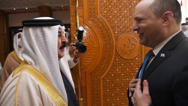 Bahraini King Hamad bin Isa al-Khalifa (L) Meets With Israeli PM Bennett 