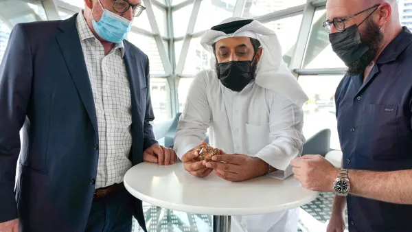 بورصة دبي للماس التابعة لمركز دبي للسلع المتعددة تستضيف مناقصة لبيع ماسة بوزن 1086.10 قيراط