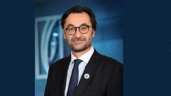 بنك الإمارات دبي الوطني يكشف عن توقعاته للاستثمارات العالمية لعام 2022