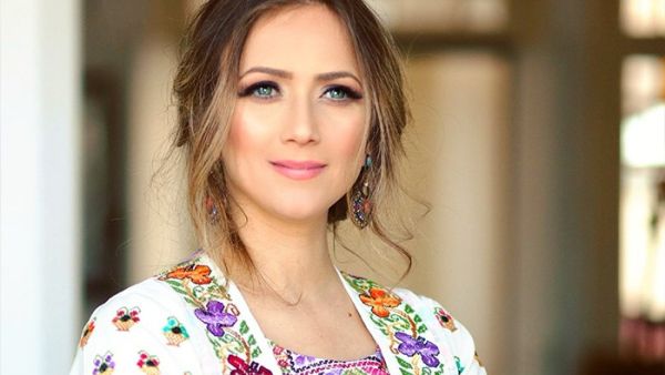الفنانة الفلسطينية دلال أبو آمنة ترفض المشاركة في "إكسبو دبي" لهذا السبب!