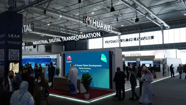"هواوي" تشارك خبراتها في تخطيط وتنفيذ استراتيجيات الرقمنة لمختلف القطاعات والصناعات خلال مشاركتها كراعي استراتيجي لمؤتمر LEAP في الرياض